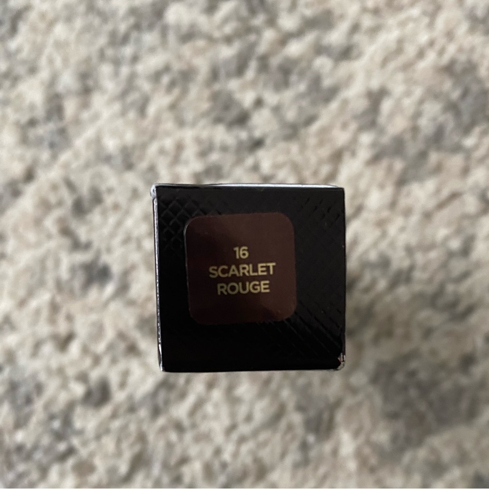 Tom Ford LIQUID LIP LUXE MATTE SCARLET ROUGE - Picture 3 of 5
